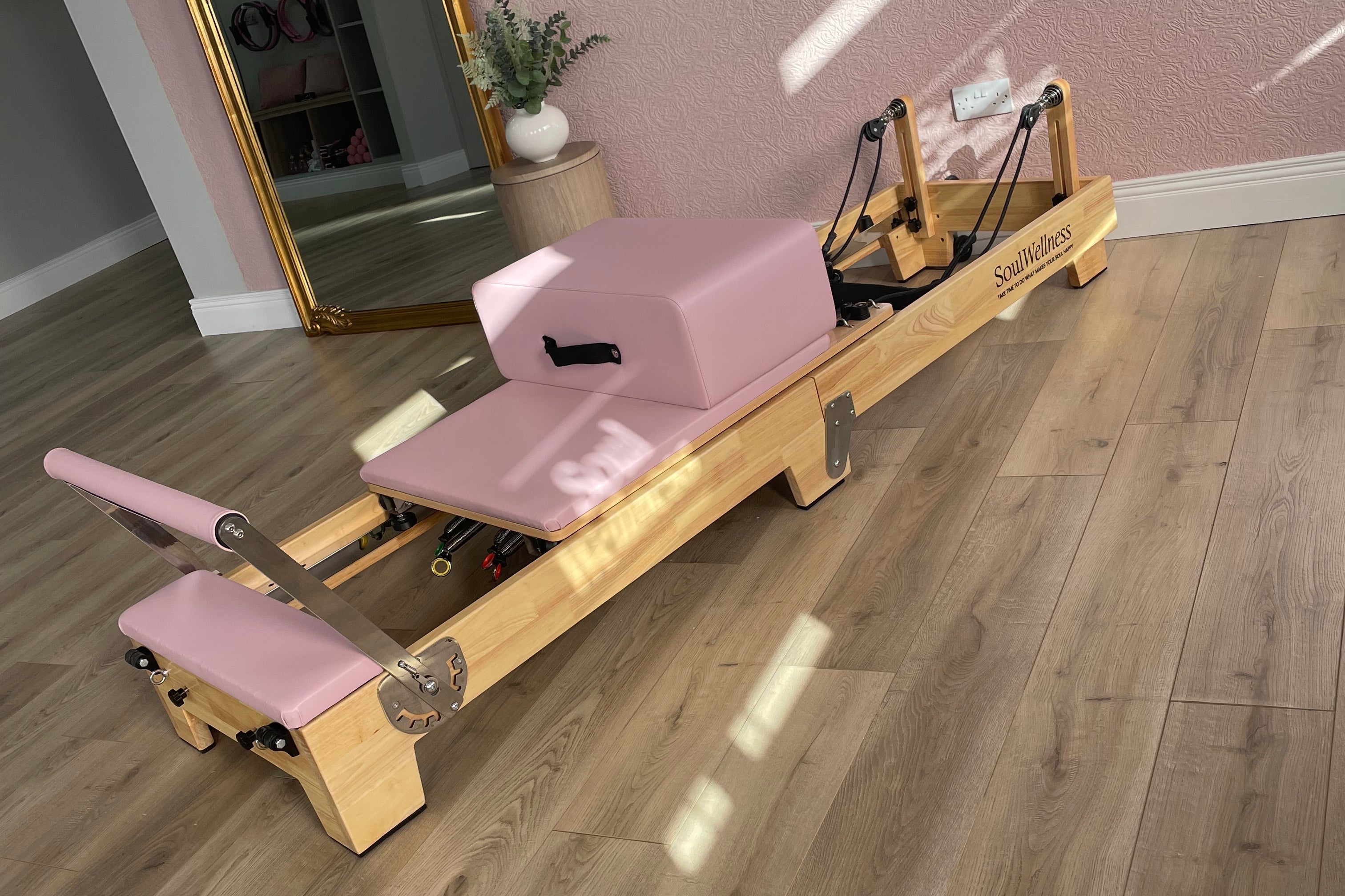 Fiadh Folding Reformer (Includes €350 worth of accessories)
